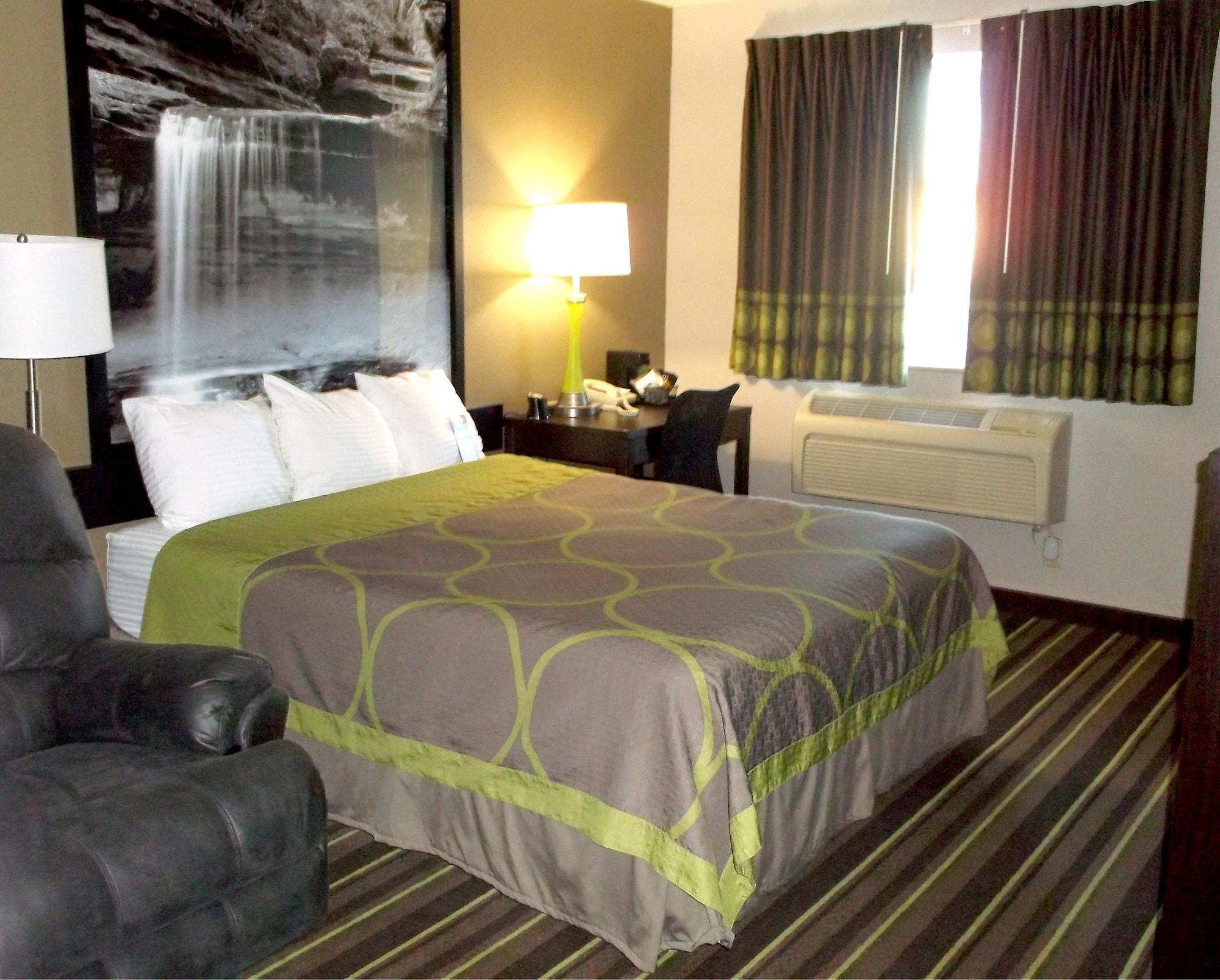 Super 8 By Wyndham Brookings Hotell Exteriör bild